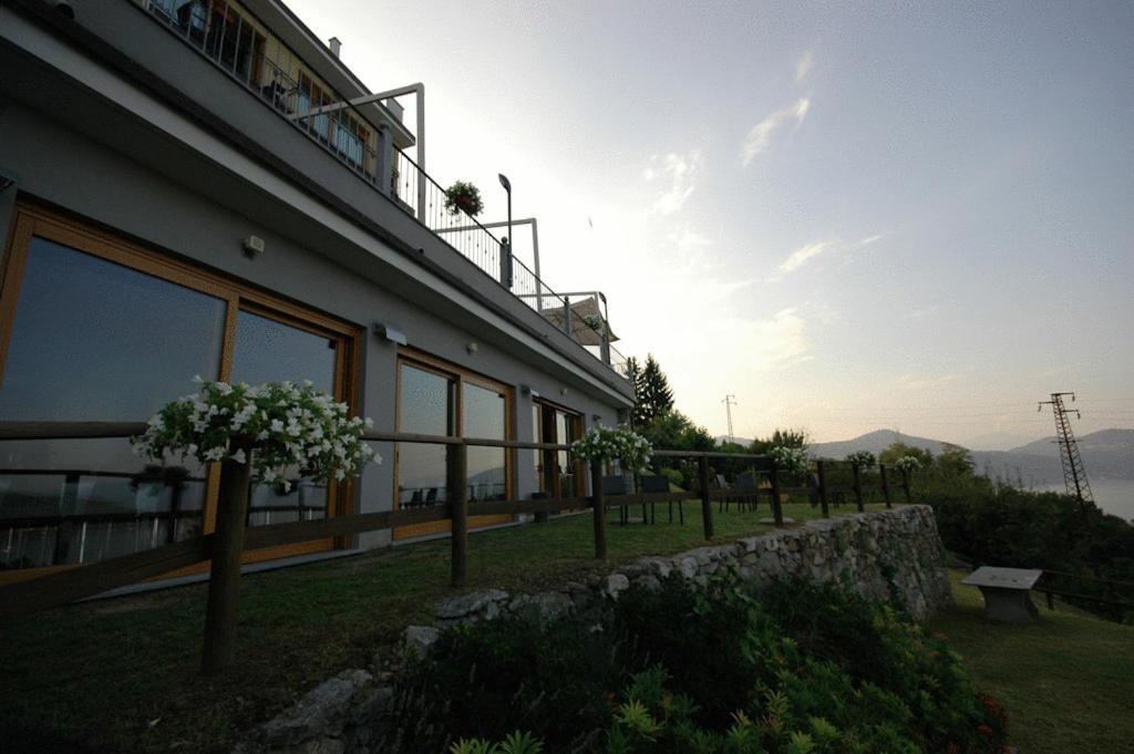 Hotel Ristorante San Carlo Arona Exterior photo